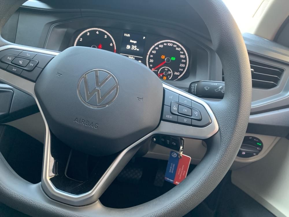 Volkswagen Polo Sedan 1.6 Tiptronic