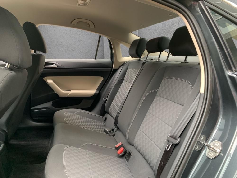 Volkswagen Polo Sedan 1.6 Tiptronic