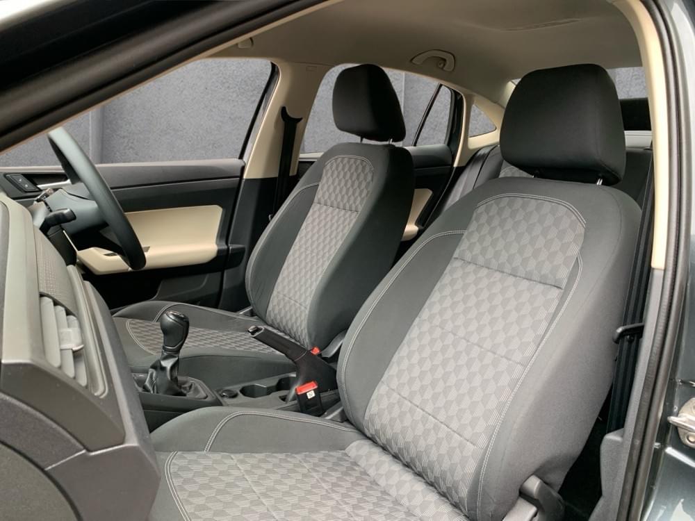 Volkswagen Polo Sedan 1.6 Life
