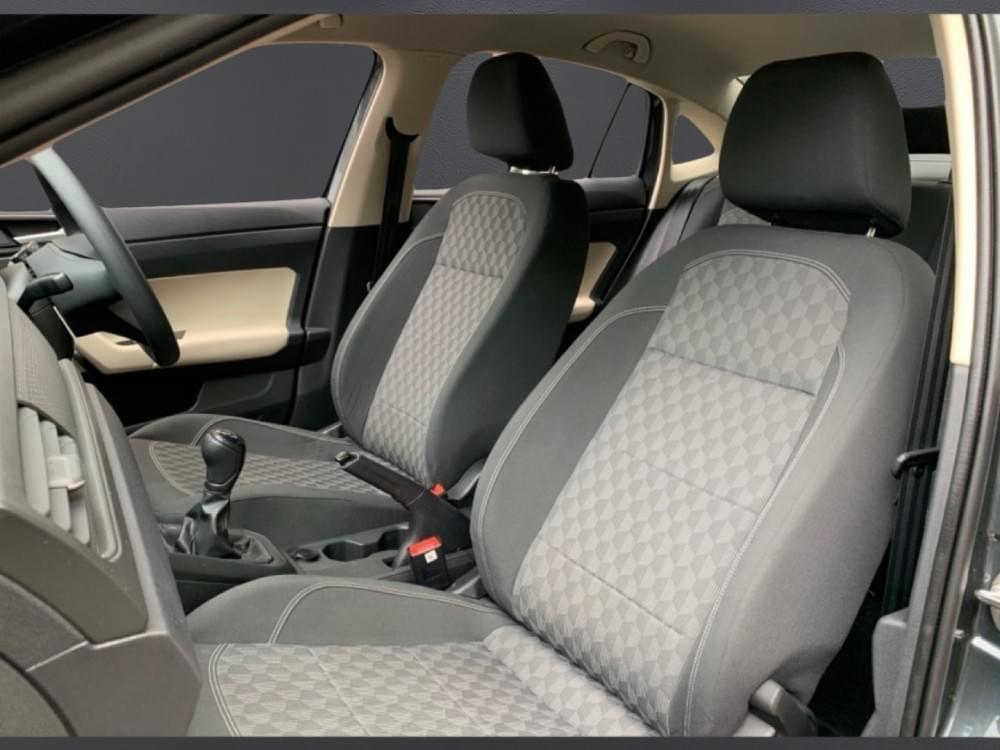 Volkswagen Polo Sedan 1.6 Base