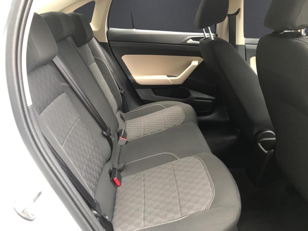 Volkswagen Polo Sedan 1.6 Base