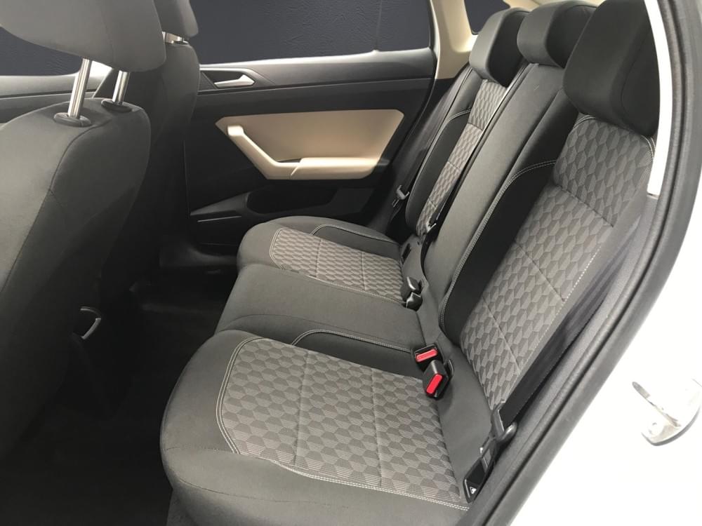 Volkswagen Polo Sedan 1.6 Base