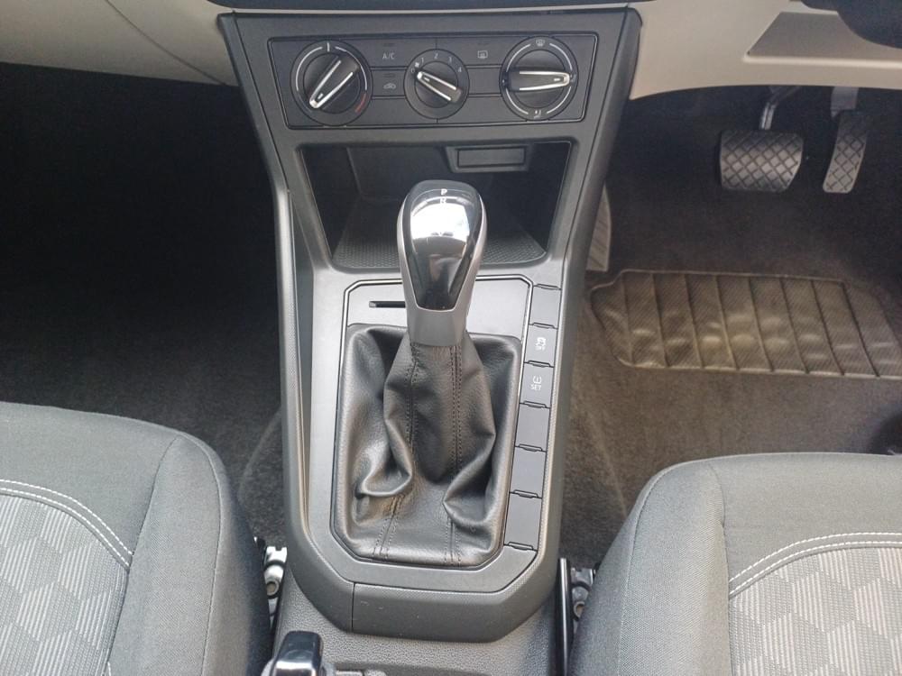 Volkswagen Polo Sedan 1.6 Tiptronic