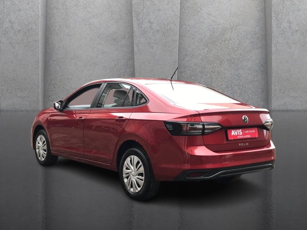 Volkswagen Polo Sedan 1.6 Base