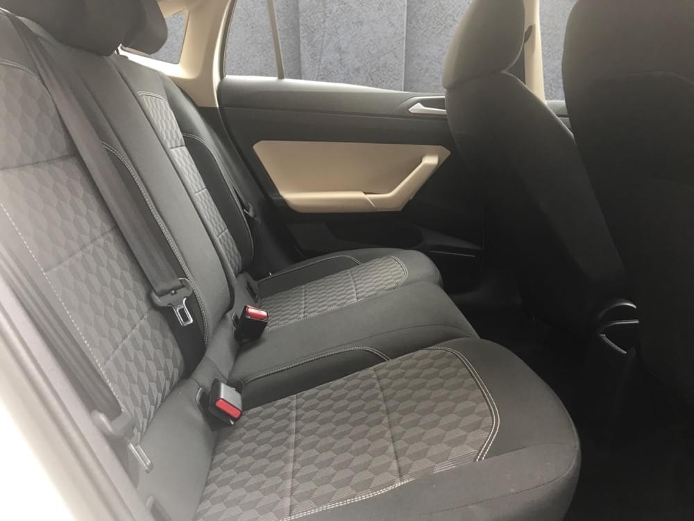 Volkswagen Polo Sedan 1.6 Tiptronic