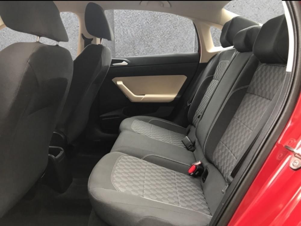 Volkswagen Polo Sedan 1.6 Base