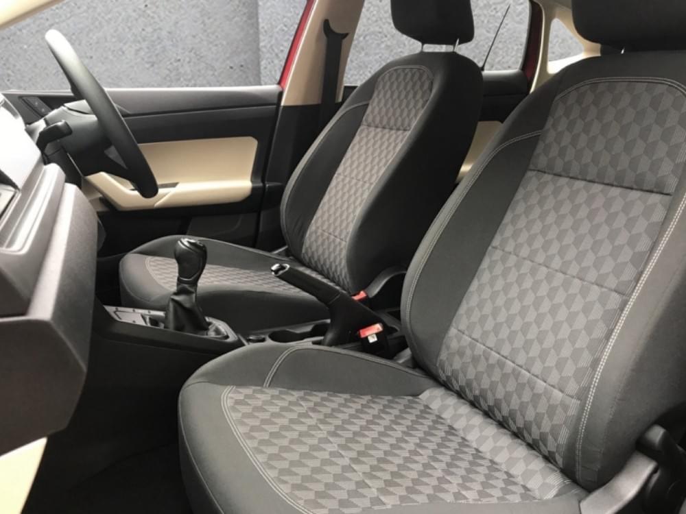 Volkswagen Polo Sedan 1.6 Base