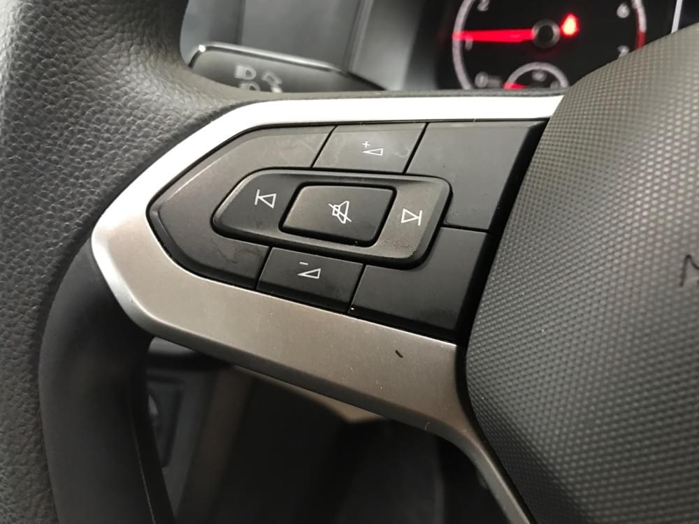 Volkswagen Polo Sedan 1.6 Base