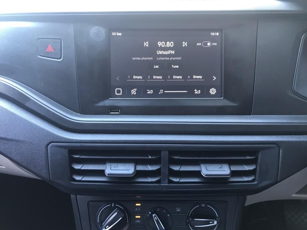 Volkswagen Polo Sedan 1.6 Tiptronic