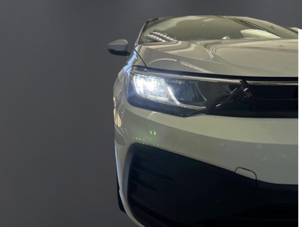 Volkswagen Polo Sedan 1.6 Base