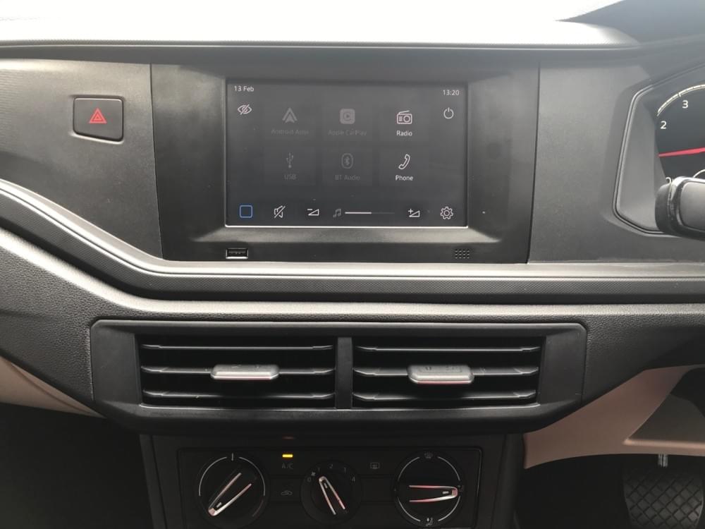 Volkswagen Polo Sedan 1.6 Tiptronic