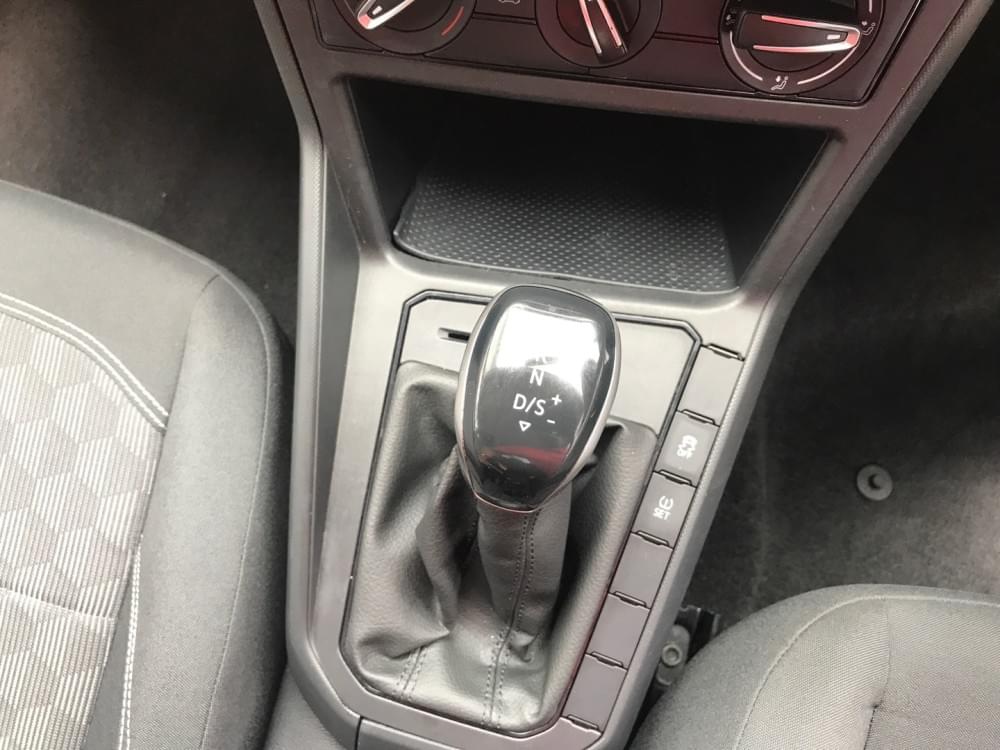 Volkswagen Polo Sedan 1.6 Tiptronic