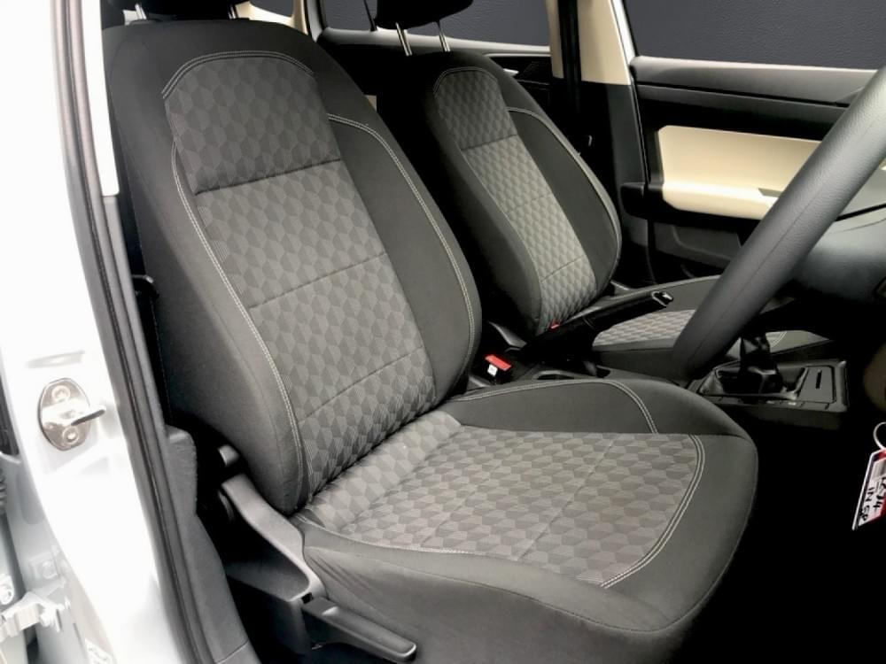 Volkswagen Polo Sedan 1.6 Base