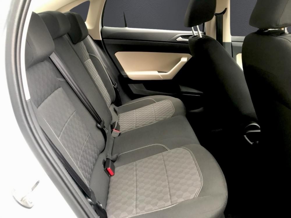 Volkswagen Polo Sedan 1.6 Base