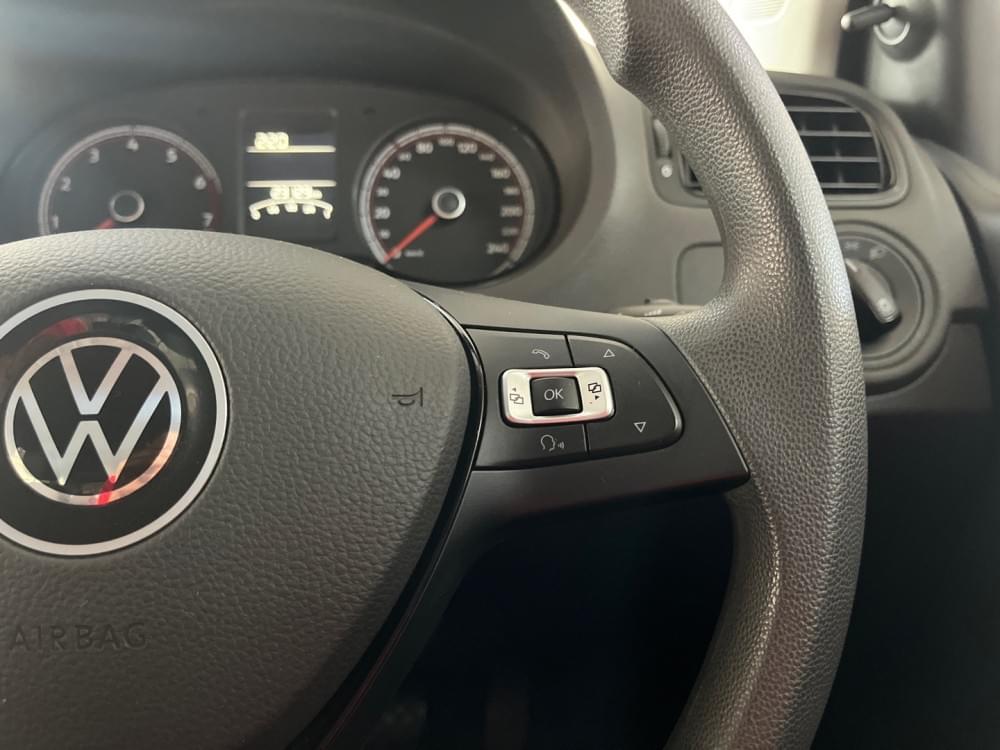 Volkswagen Polo Vivo Hatch 1.6 Life Tipt