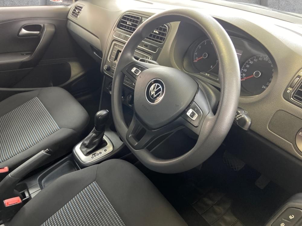 Volkswagen Polo Vivo Hatch 1.6 Comfortline Tiptronic