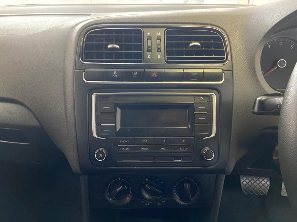 Volkswagen Polo Vivo Hatch 1.6 Comfortline Tiptronic