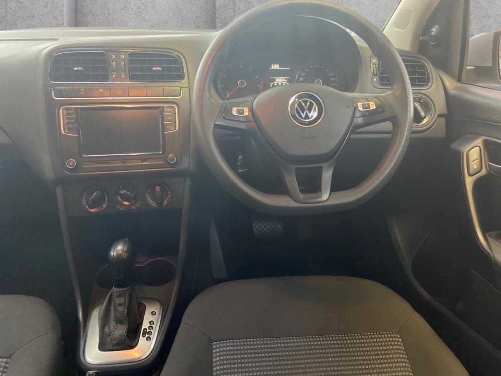 Volkswagen Polo Vivo Hatch 1.6 Comfortline Tiptronic