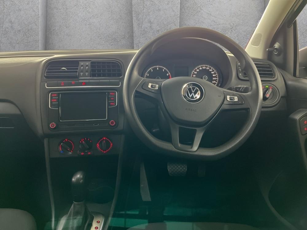 Volkswagen Polo Vivo Hatch 1.6 Comfortline Tiptronic