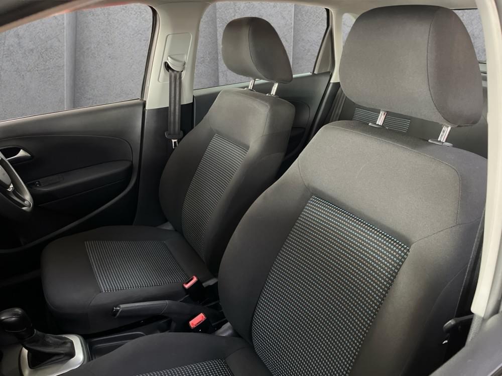 Volkswagen Polo Vivo Hatch 1.6 Comfortline Tiptronic