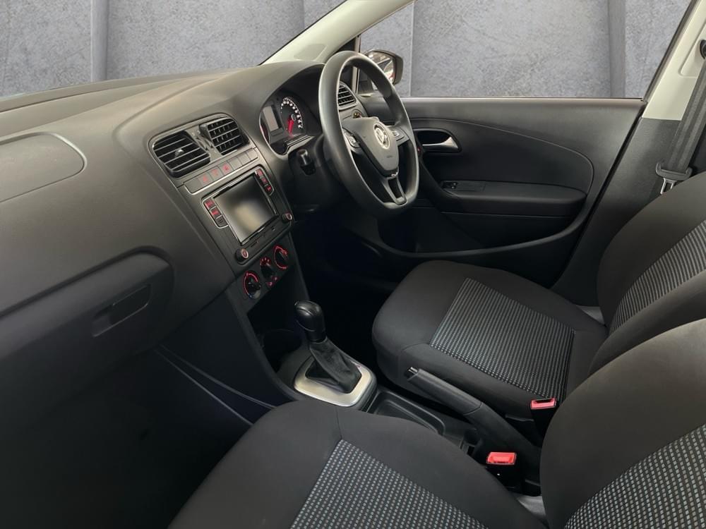 Volkswagen Polo Vivo Hatch 1.6 Comfortline Tiptronic