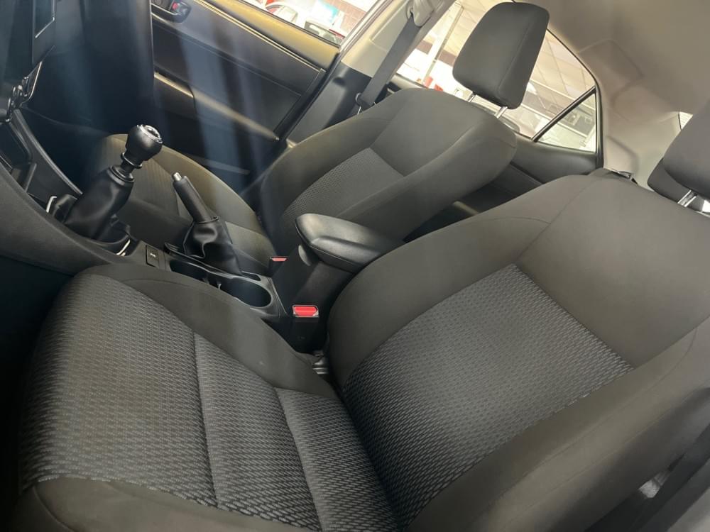 Toyota Corolla Quest 1.8 Plus