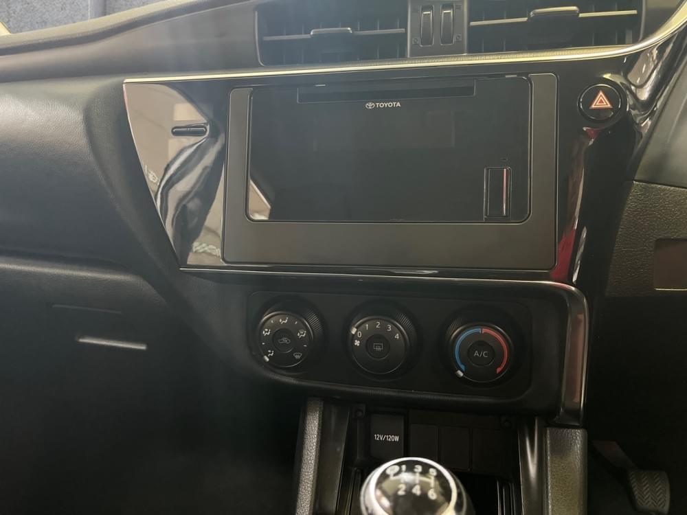 Toyota Corolla Quest 1.8 Plus