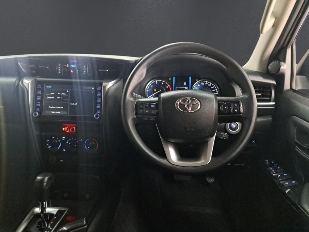 Toyota Fortuner 2.4 Gd-6 Rb 6At