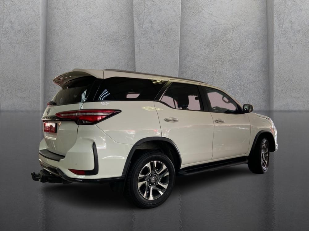 Toyota Fortuner 2.4 Gd-6 At