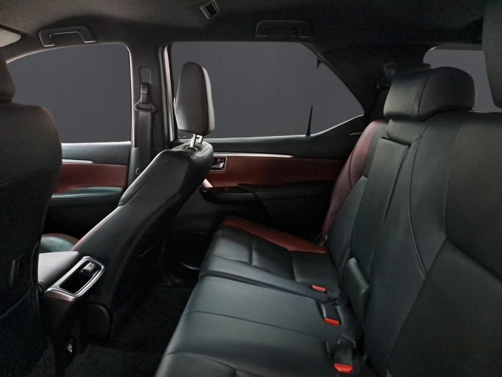 Toyota N/A 2.8 Gd-6 Rb At