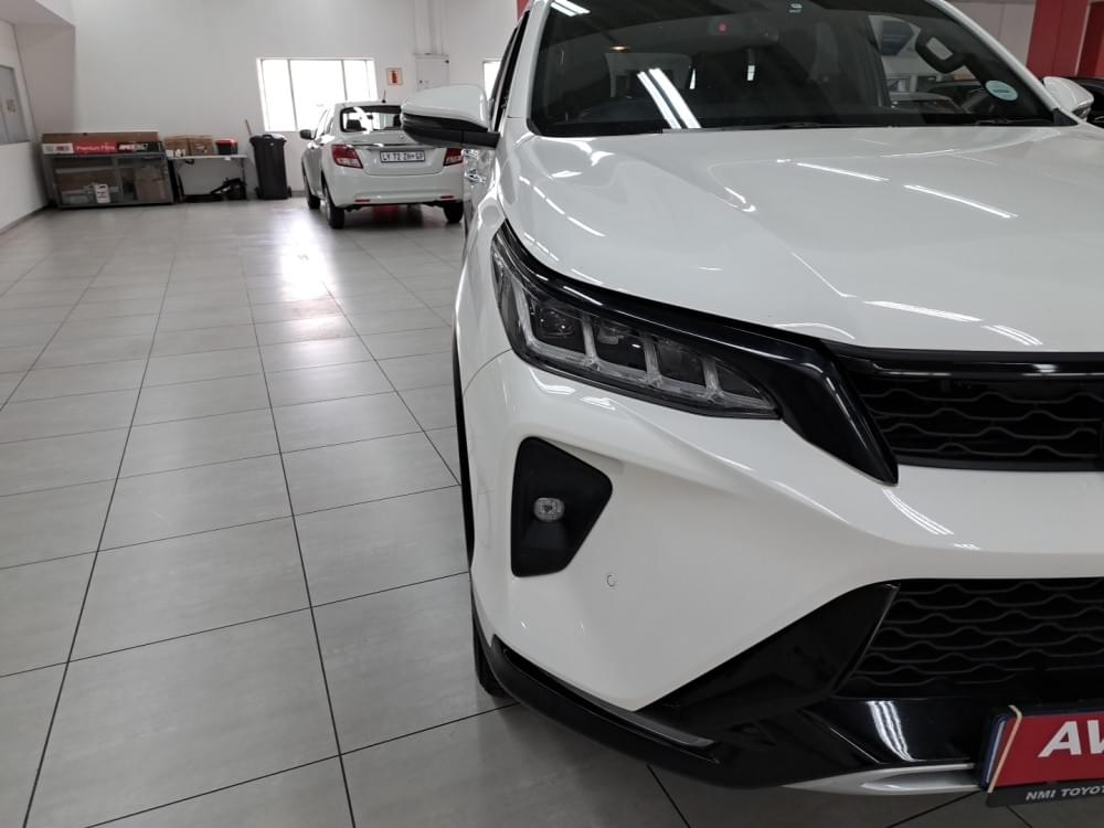 Toyota N/A 2.8 Gd-6 Rb At