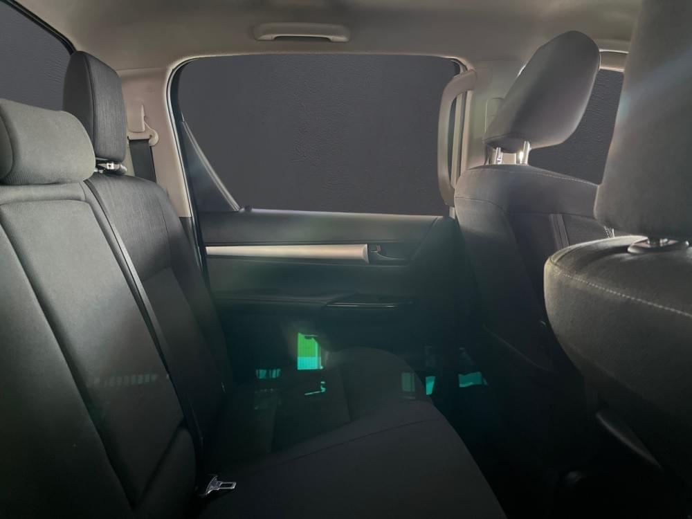 Toyota Hilux 2.4 Gd-6 Raider 4X4 At D Cab