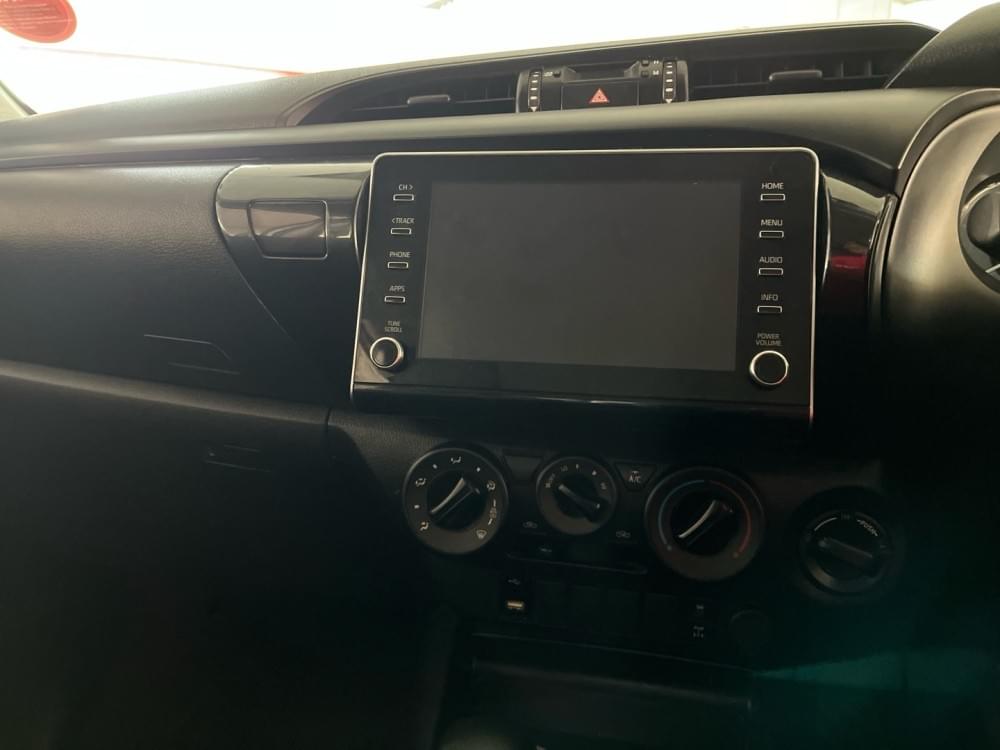 Toyota Hilux 2.4 Gd-6 Raider 4X4 At D Cab
