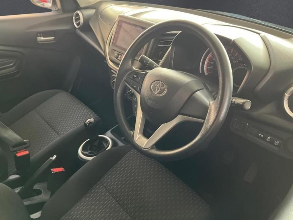 Toyota Vitz 1.0 Xr