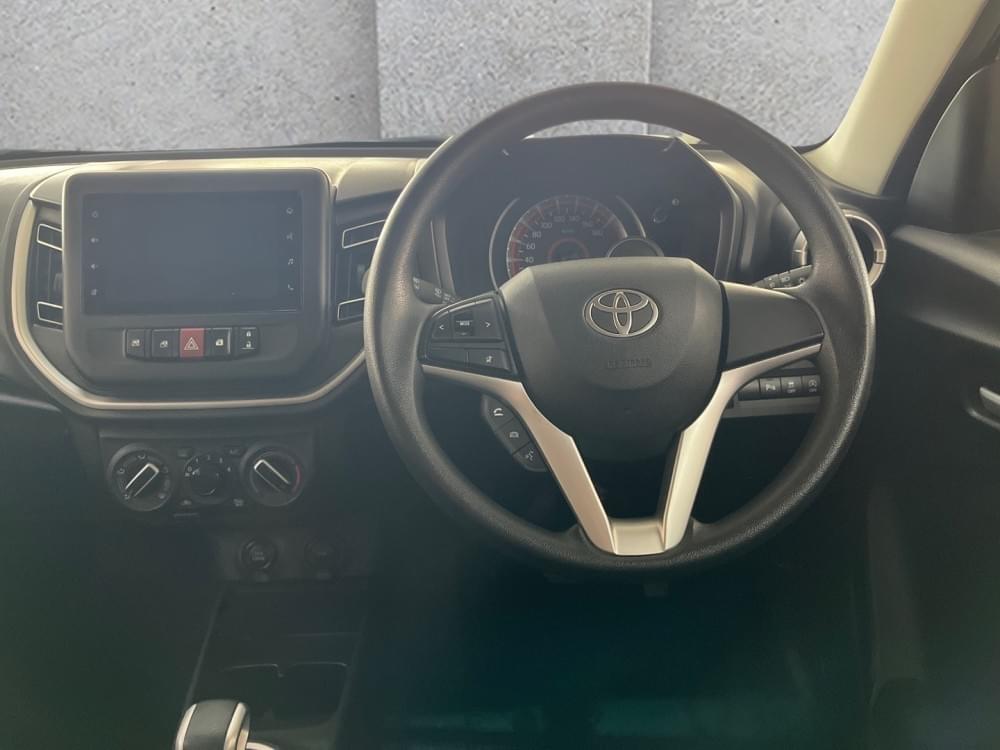 Toyota Vitz 1.0 Xr Amt