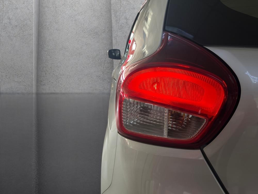 Toyota Vitz 1.0 Xr