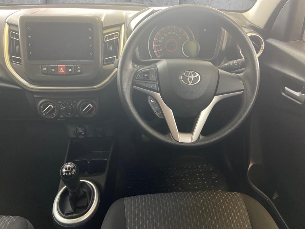 Toyota Vitz 1.0 Xr