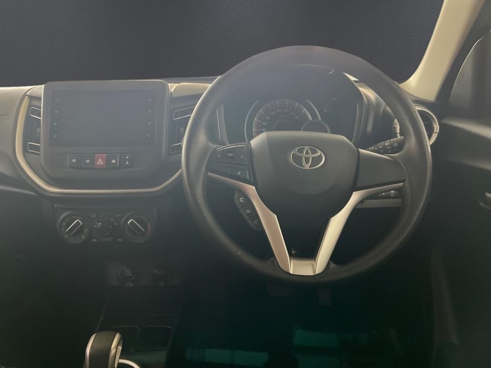 Toyota Vitz 1.0 Xr Amt