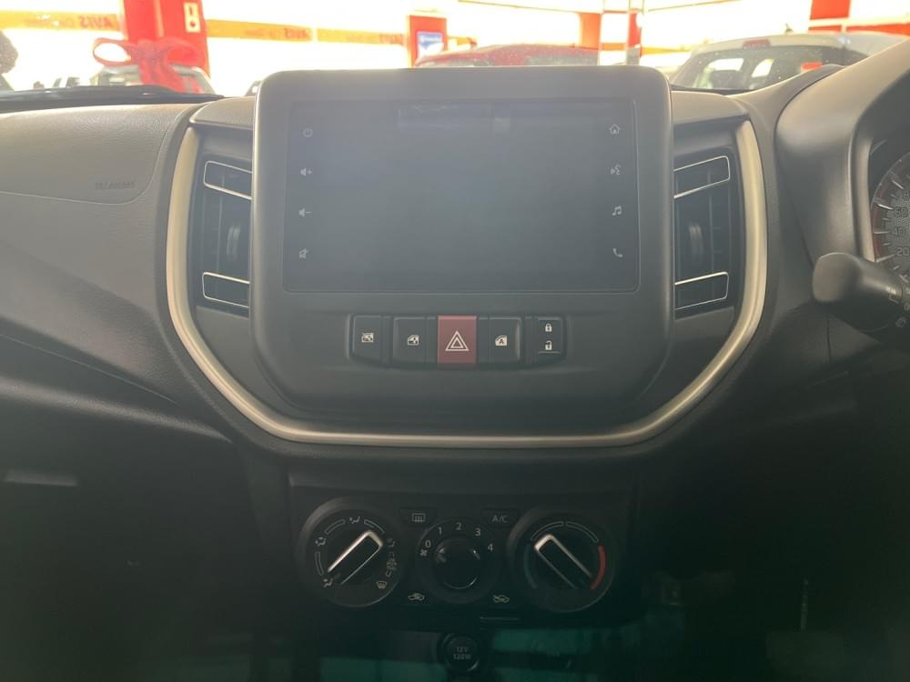 Toyota Vitz 1.0 Xr Amt
