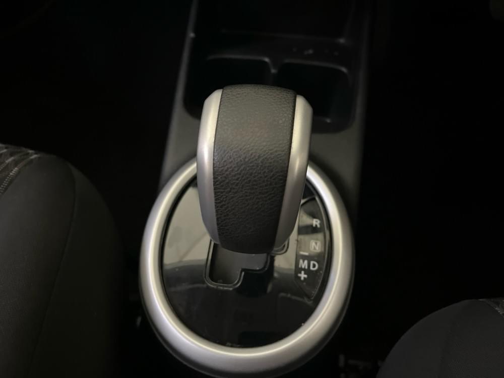 Toyota Vitz 1.0 Xr Amt