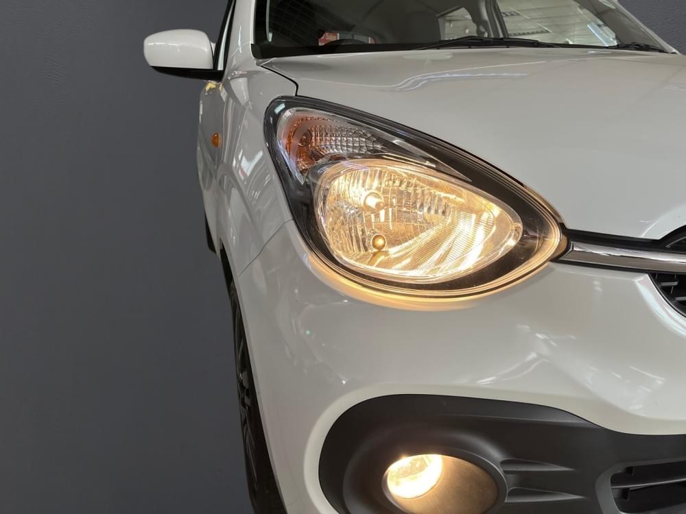 Toyota Vitz 1.0 Xr Amt
