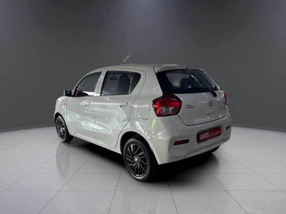 Toyota Vitz 1.0 Xr Amt