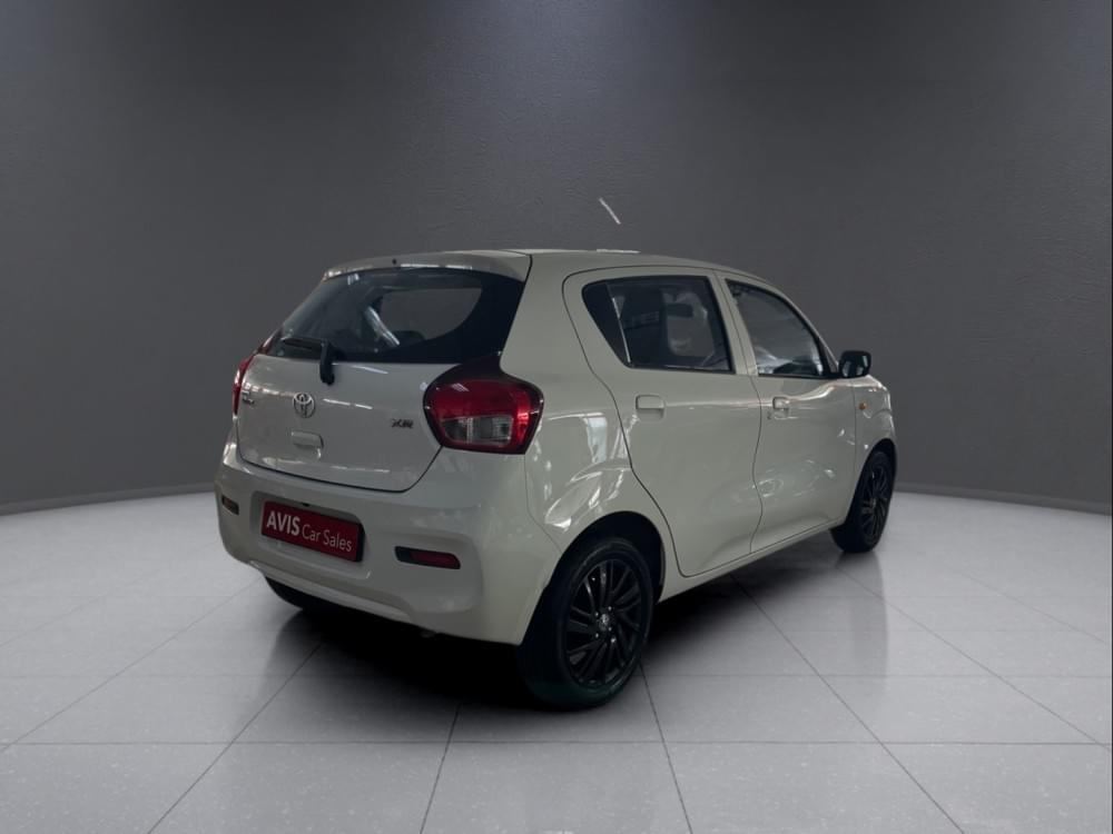 Toyota Vitz 1.0 Xr Amt