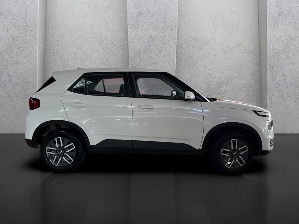 Hyundai Venue 1.0 Motion Dct