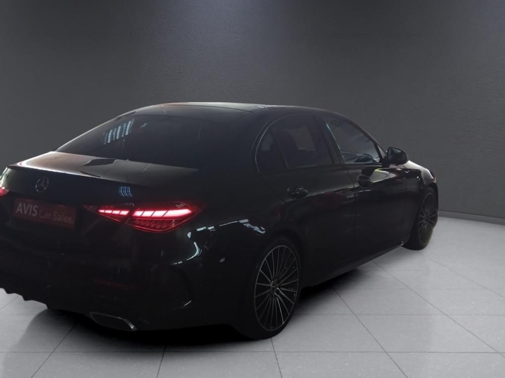 Mercedes Benz C-Class Sedan 220D