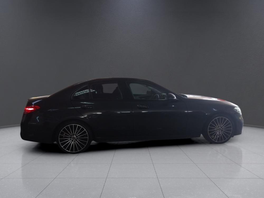 Mercedes Benz C-Class Sedan 220D