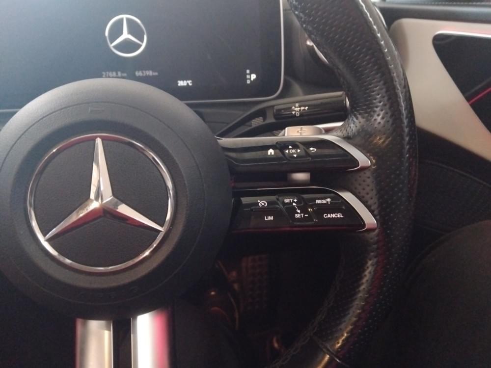 Mercedes Benz C-Class Sedan 220D