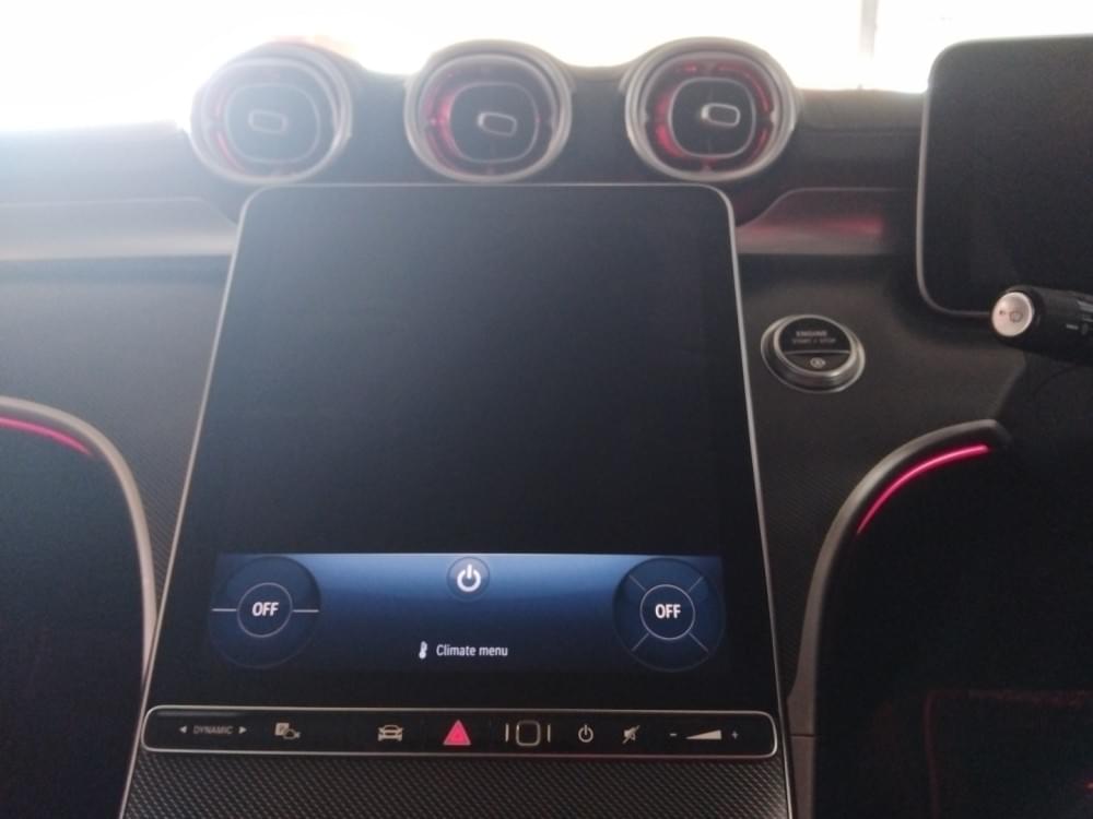 Mercedes Benz C-Class Sedan 220D