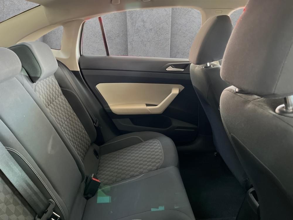 Volkswagen Polo Sedan 1.6 Tiptronic