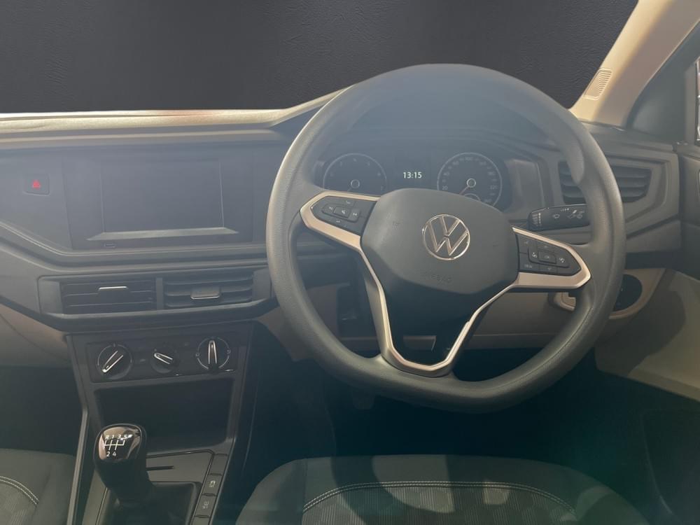 Volkswagen N/A 1.6 Base